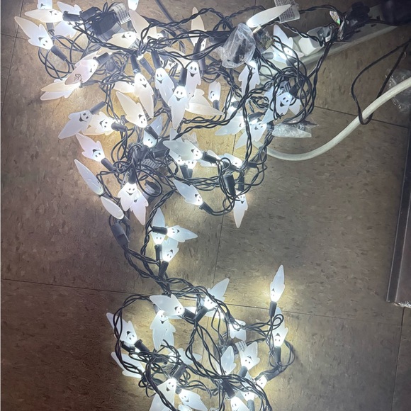 Halloween ghost string lights 4 - Picture 2 of 3